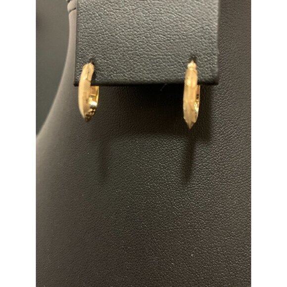 18K Gold Earrings Hoops Loops 0.92 grams HOLD - Picture 7 of 8